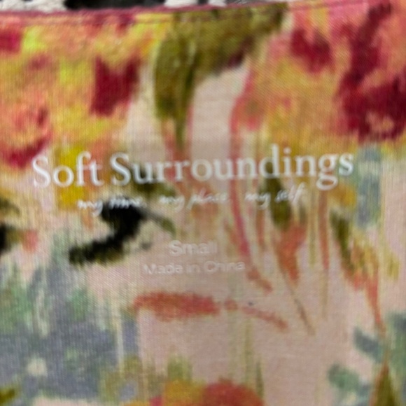 Anthropology Soft Surroundings Woman’s Long Sleeve V Neck Multicolor Floral Top - Picture 5 of 7